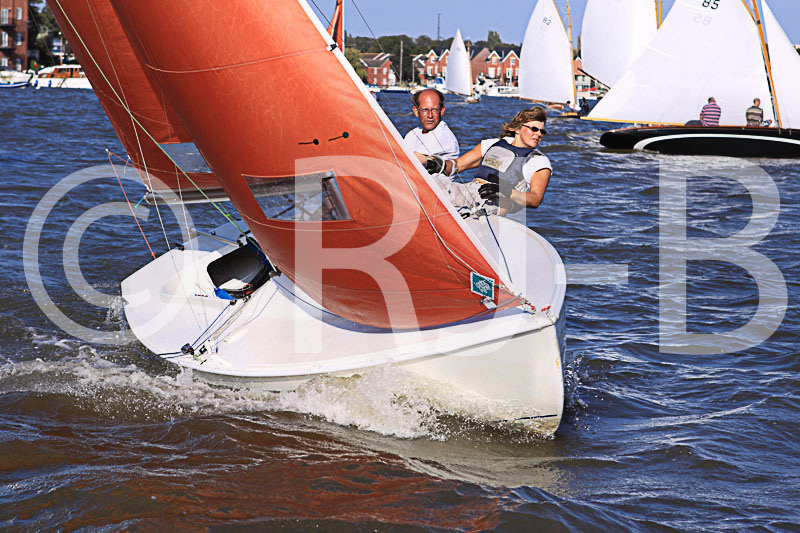 OultonWk09N553